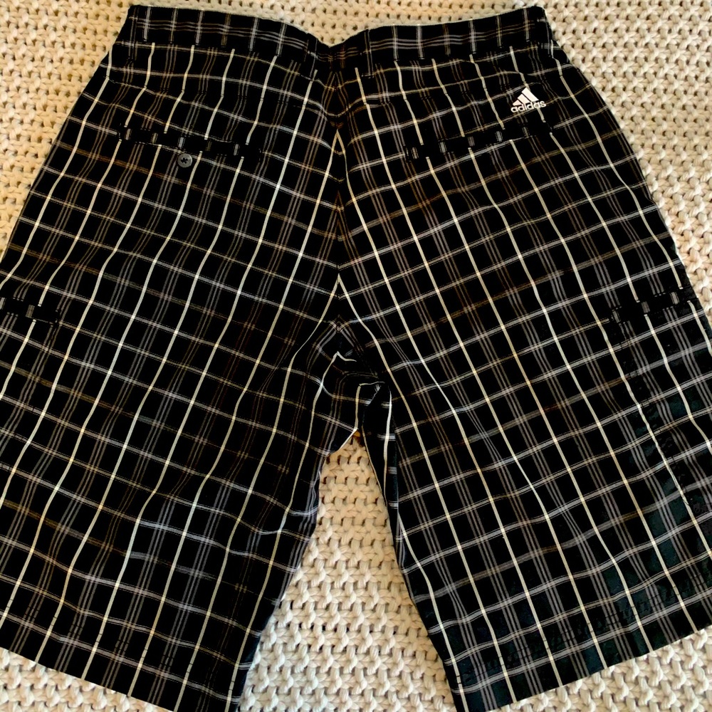 Adidas men’s golf shorts (36), black, worn twice.
